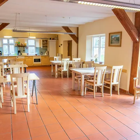 Eulenhof Steinhagen (Vorpommern-Rugen)